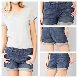 gap sexy boyfriend shorts